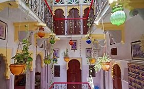 Nukkad Guest House Near Lake Pichola